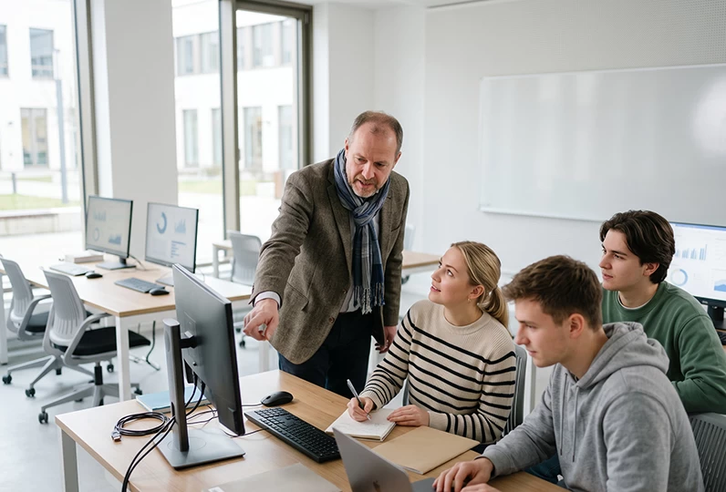 2. Informatică Economică BAIA MARE