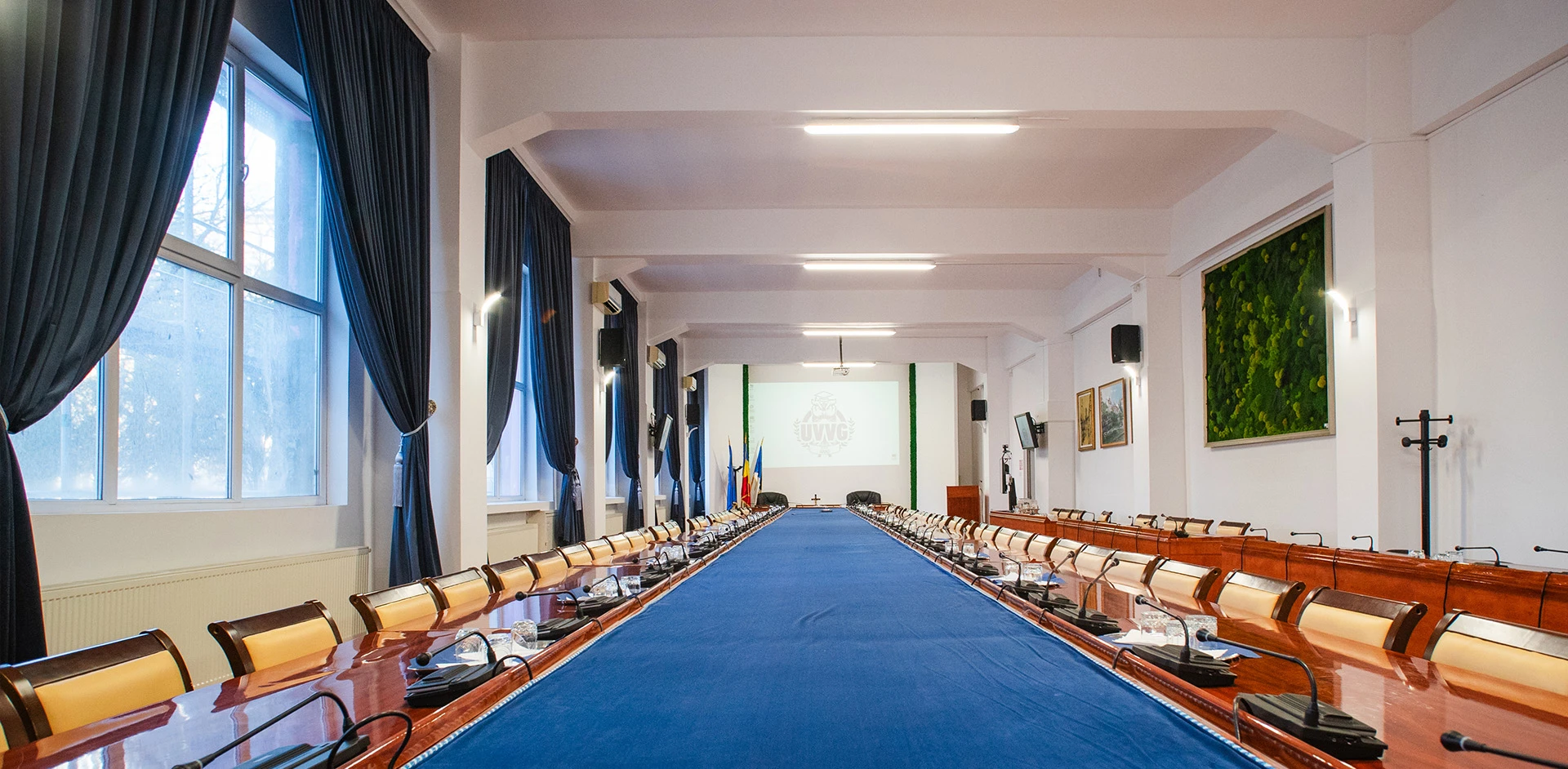 9. Centrul Academic de Conferințe