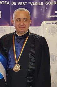 uvvg-doctor-honoris-causa-ivan-adrian